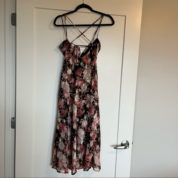 Hello Molly Floral Dress NWT - Picture 3 of 5